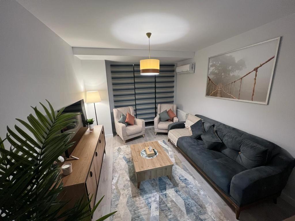 Luxurious Near Ataturk Airport